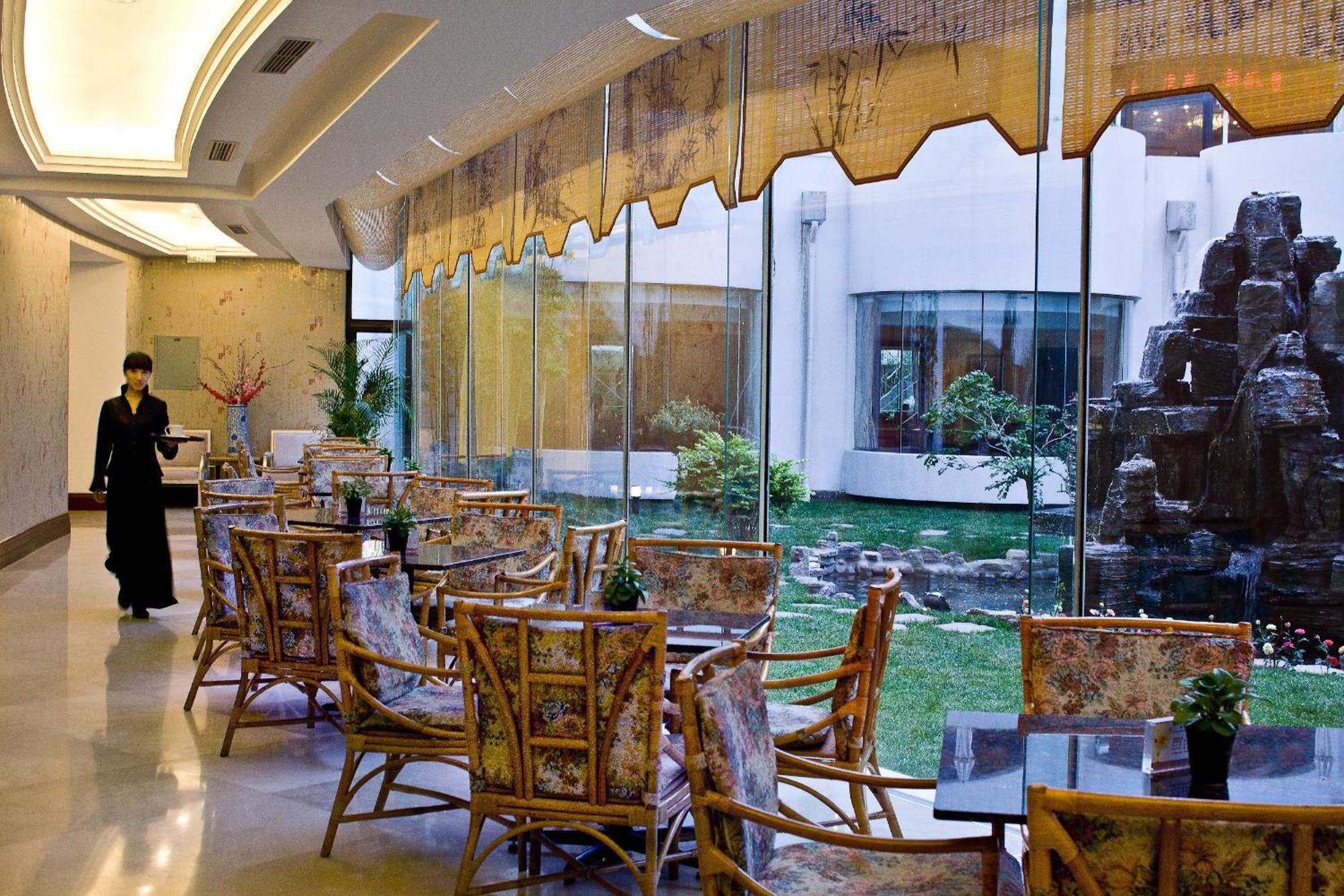 Beijing International Hotel ภายนอก รูปภาพ